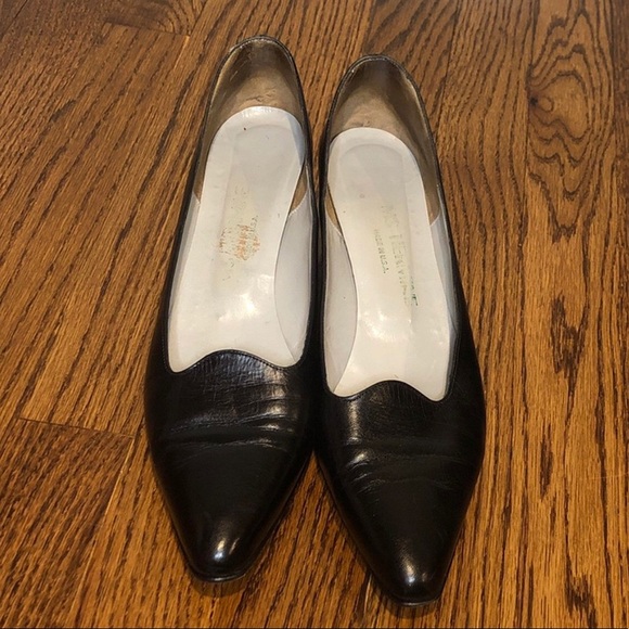 black vintage genuine leather kitten heels size 9.5 narrow - Picture 1 of 4